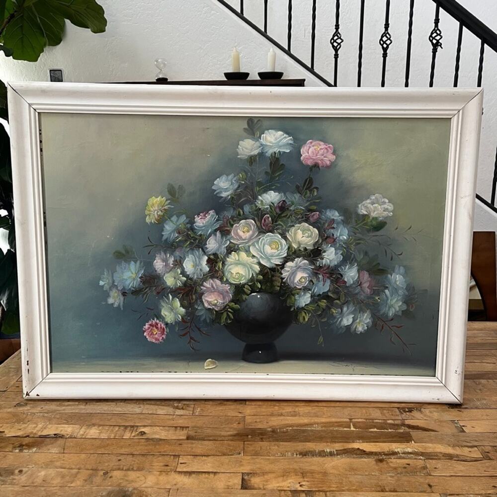 Framed Still Life Oil Painting Vintage-Style Floral Bouquet in a Round Vase